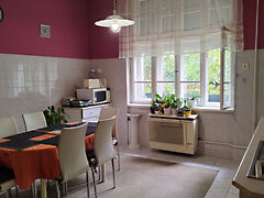 Eladó lakás Szolnok