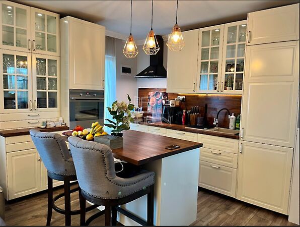 Eladó ház Szigethalom