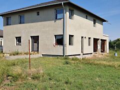 Eladó ház Délegyháza