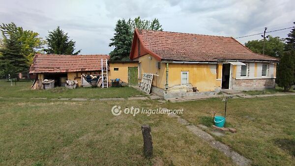 Eladó ház Farmos