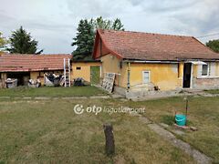 Eladó ház Farmos