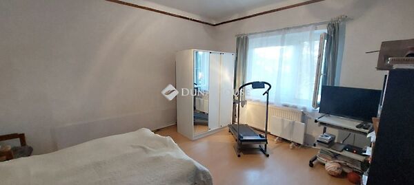 Eladó ház Szárliget