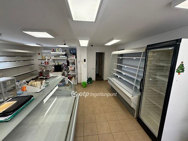 Eladó ház Kunmadaras