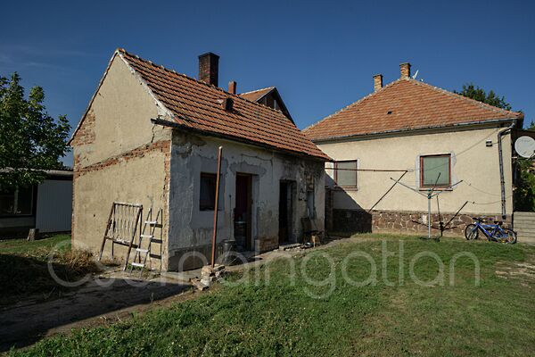 Eladó ház Kapuvár