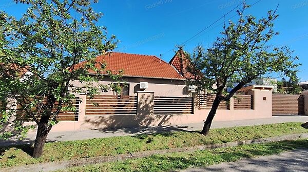 Eladó ház Gödöllő, Kertváros