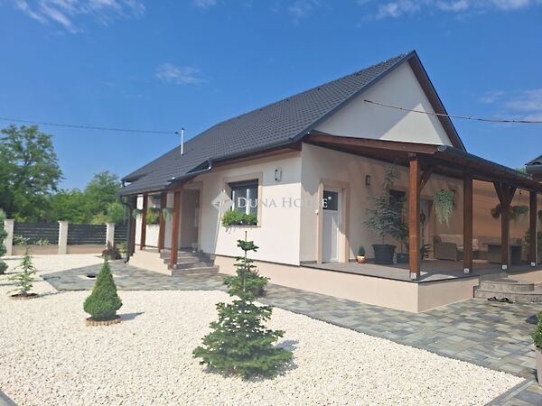 Eladó ház Kerekegyháza