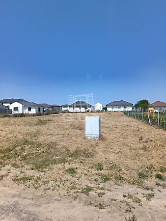 Eladó földterület Kerepes