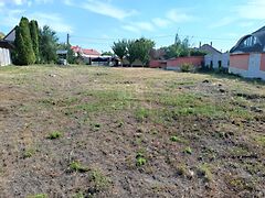 Eladó földterület Szada