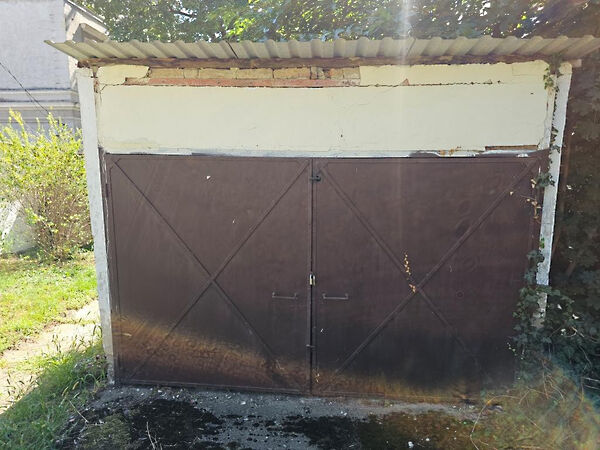 Eladó garázs Kaposvár, Belváros