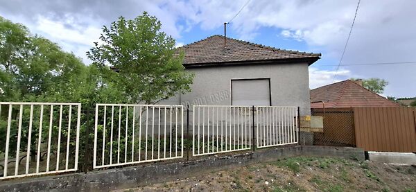 Eladó ház Zagyvaszántó