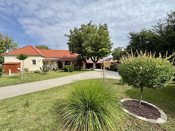 Eladó ház Keszthely