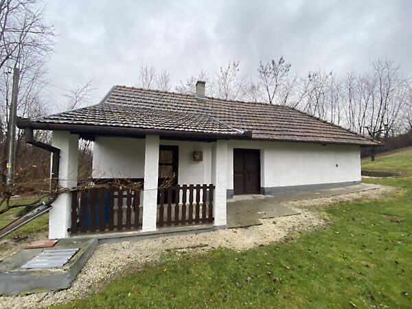 Eladó nyaraló Pacsa