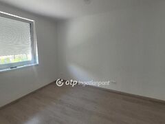 Eladó lakás Jászberény