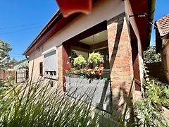 Eladó ház Jászapáti