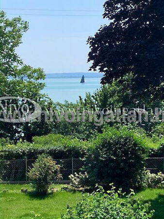 Eladó nyaraló Balatonszepezd