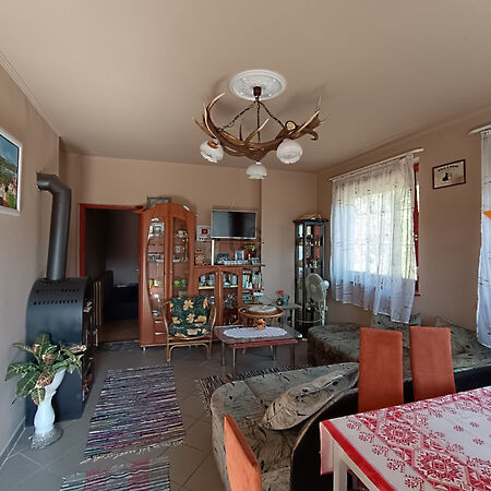 Eladó ház Kistolmács