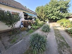 Eladó ház Tiszaalpár