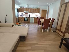 Eladó ház Lajosmizse