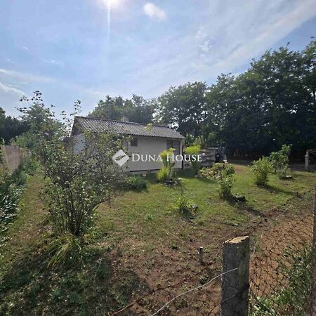 Eladó ház Ladánybene