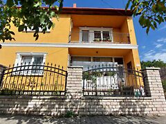 Eladó ház Mór, Belváros