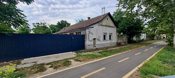 Eladó ház Csanádpalota