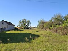 Eladó földterület Püspökmolnári