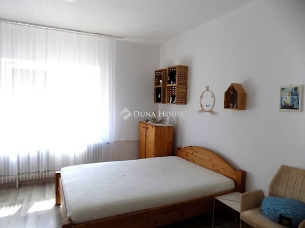 Eladó ház Simaság