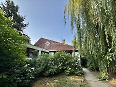 Eladó nyaraló Doboz