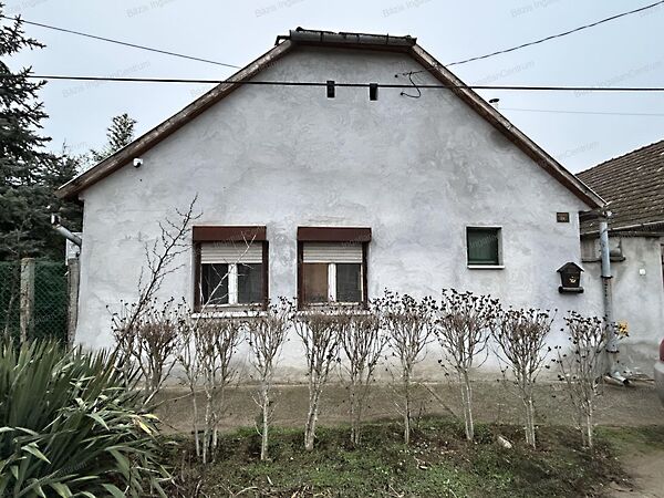 Eladó ház Bátmonostor