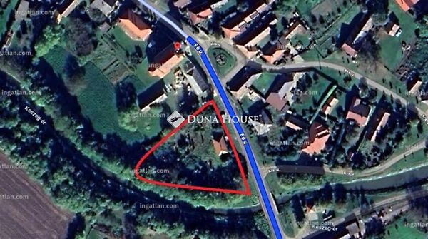 Eladó földterület Markotabödöge