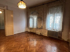 Eladó lakás Pécs, Egyetemváros