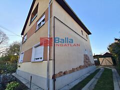 Eladó ház Budapest, XV. kerület