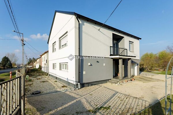 Eladó ház Veszprémvarsány