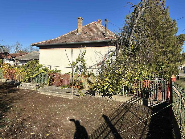 Eladó ház Biharnagybajom