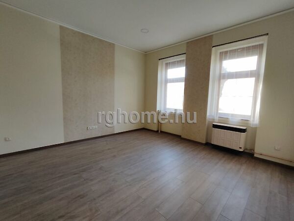 Eladó lakás Vác, Belváros