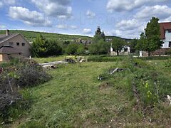 Eladó földterület Csopak