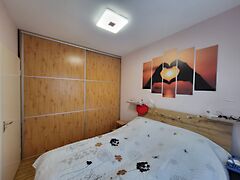 Eladó lakás Győr, Nádorváros