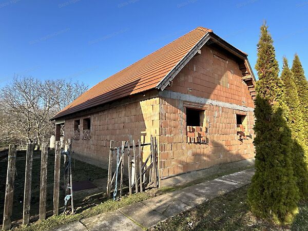 Eladó ház Csátalja