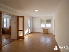 Eladó ház Győrladamér