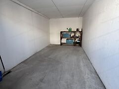 Eladó garázs Tatabánya, Dózsakert