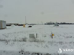 Eladó földterület Deszk