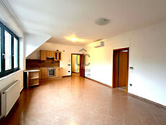 Eladó lakás Veszprém, Belváros