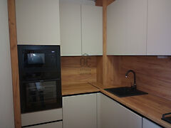 Eladó lakás Pécs, Uránváros