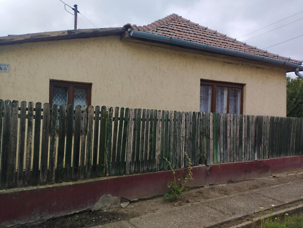 Eladó ház Tószeg