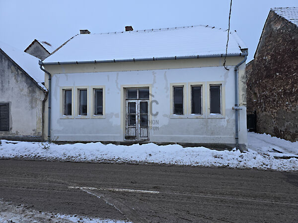 Eladó üzleti Kővágóörs