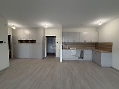 Eladó lakás Kiskunlacháza