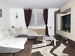 Eladó ház Újrónafő