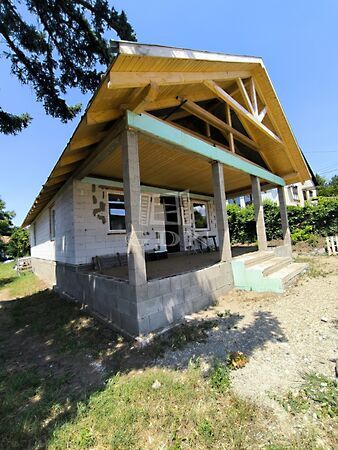 Eladó ház Csörög