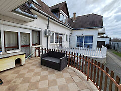 Eladó ház Győr, Ménfőcsanak