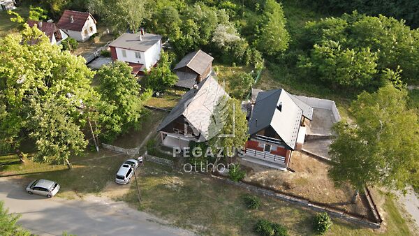 Eladó nyaraló Arló